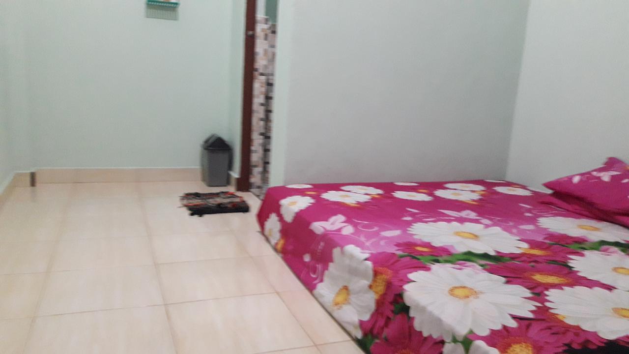 Penginapan Asidik Біра Екстер'єр фото